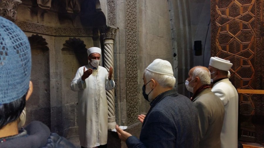 Kayseri'de Gara Şehitleri İçin Gıyabi Cenaze Namazı Kılındı