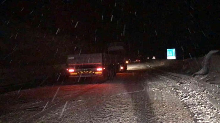 Antalya’da Kar Yağışı Başladı