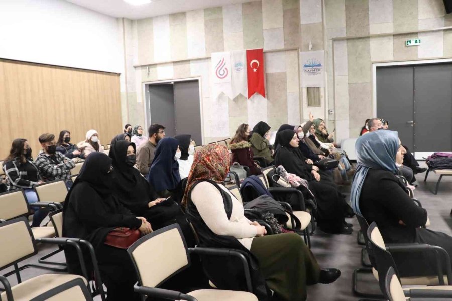 Büyükşehirin ’mutlu Evlilik Akademisi’ Tam Not Aldı