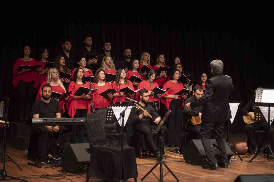 Ünlü Ozan Aşık Veysil Mersin’de Anıldı