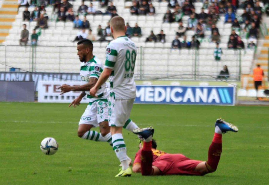 Spor Toto Süper Lig: Konyaspor: 2 - Göztepe: 0 (ilk Yarı)