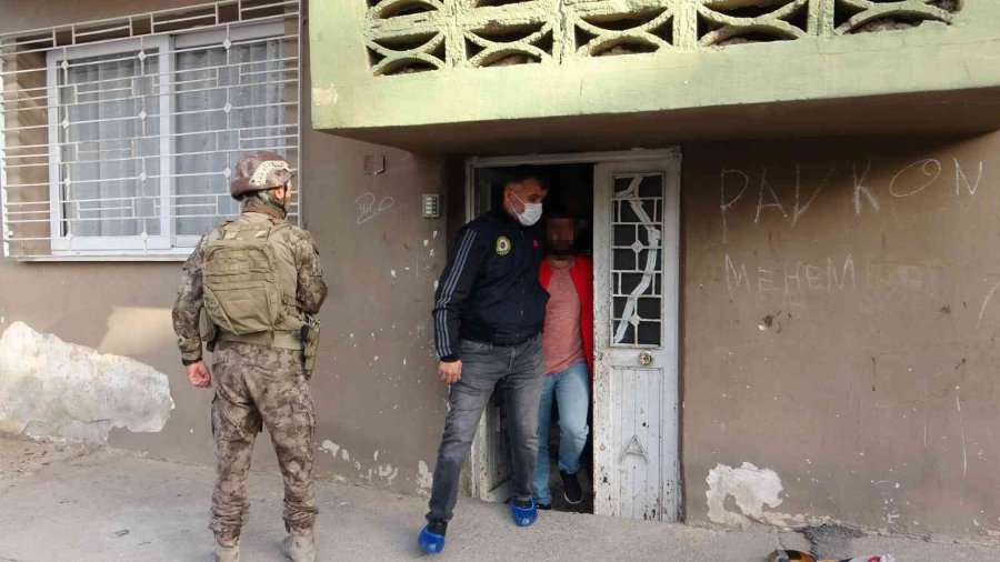 Bombayı Patlatıp, Yunanistan’a Kaçacakmış