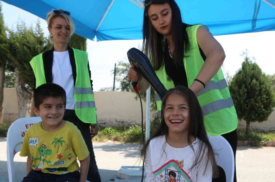 Mersin Erdemli’de Özel Çocuklara Bayram Tıraşı