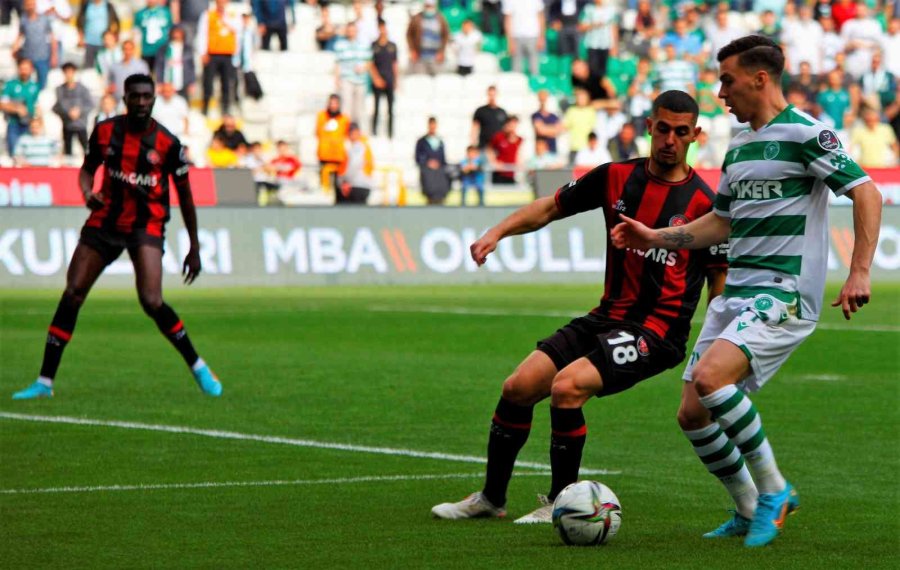 Spor Toto Süper Lig: Konyaspor: 1 - Fatih Karagümrük: 2 (maç Sonucu)