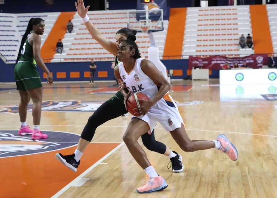 Çukurova Basketbol, Finale Göz Kırptı