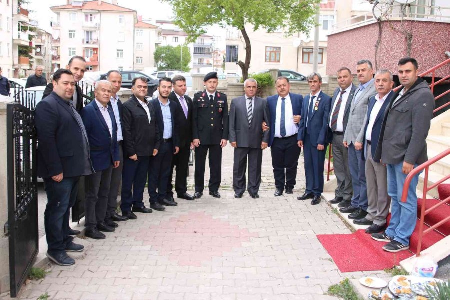 Beyşehir Protokolü Şehit Aileleri Ve Gazilerle Bayramlaştı