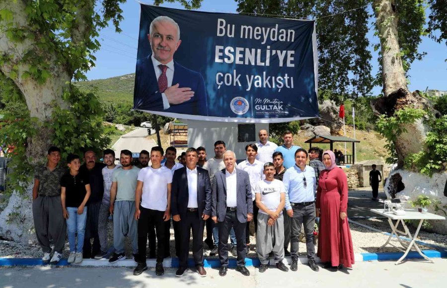 Esenli Meydanı Törenle Hizmete Açıldı