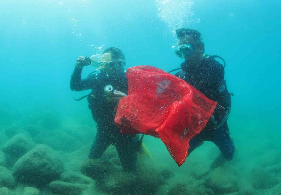 Muratpaşa’da Sualtı Temizlik Timi Kuruluyor