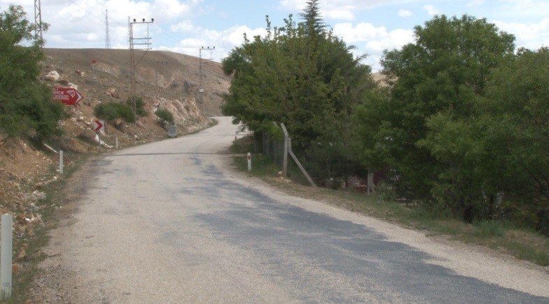 Husumetli Olduğu Genç Tarafından Bıçaklanan Kişi Hastanede Öldü