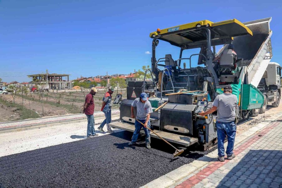 Yeni Meram Sanayi’deki Asfaltlamada İkinci Etap Başladı