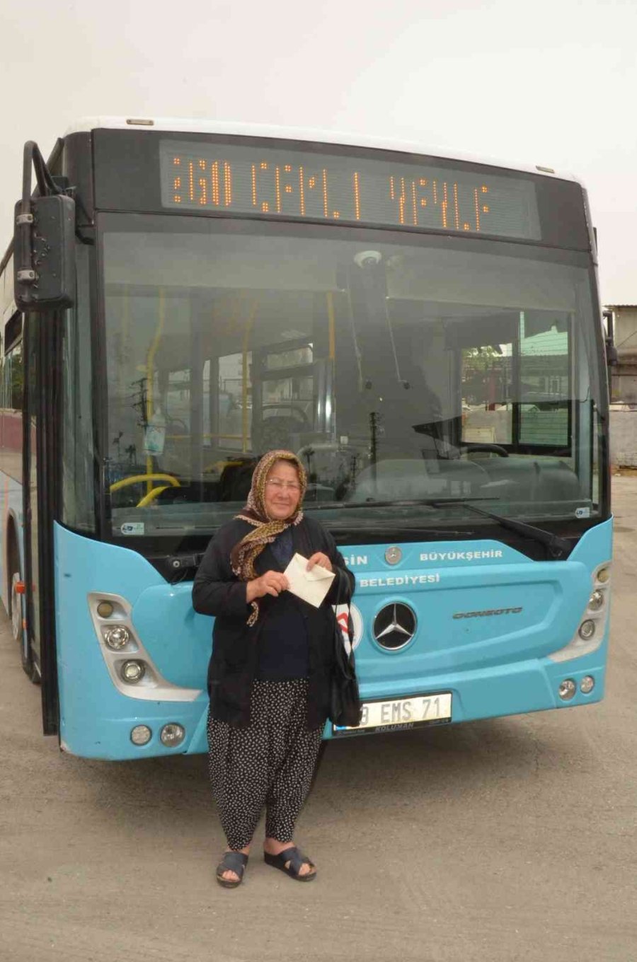 Belediye Otobüsü Şoförlerinden Örnek Davranış