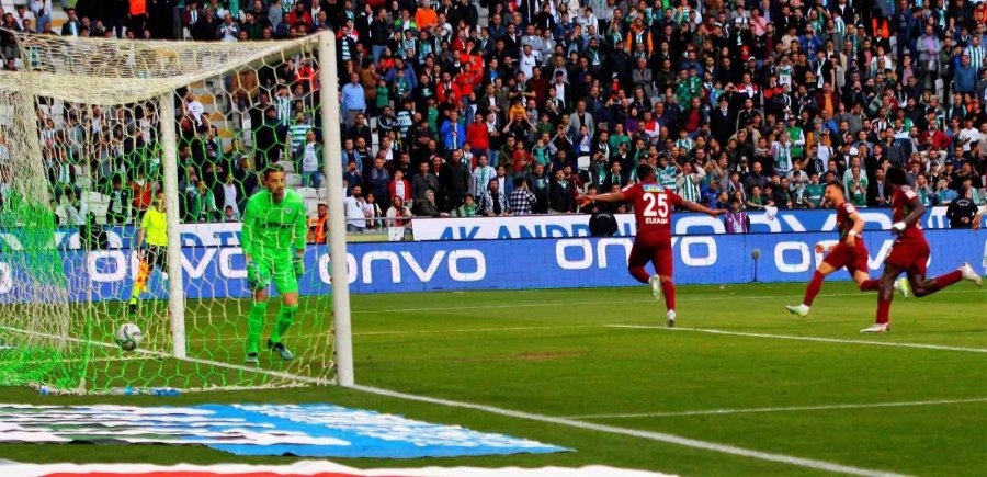 Spor Toto Süper Lig: Konyaspor: 1 - Hatayspor: 1 (ilk Yarı)