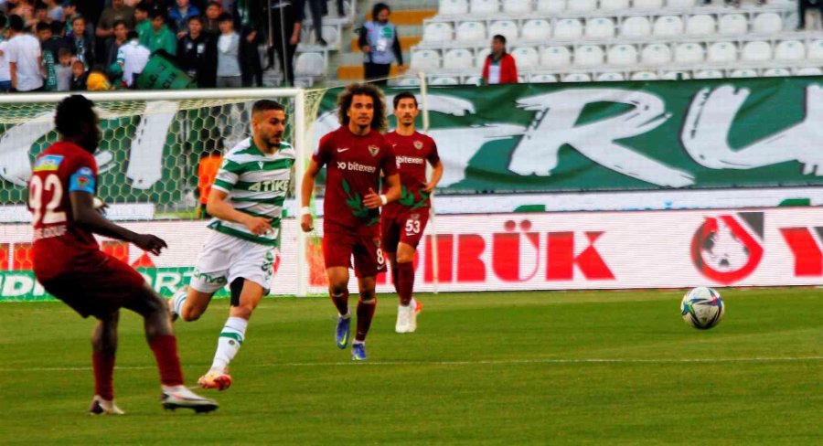 Spor Toto Süper Lig: Konyaspor: 1 - Hatayspor: 1 (ilk Yarı)