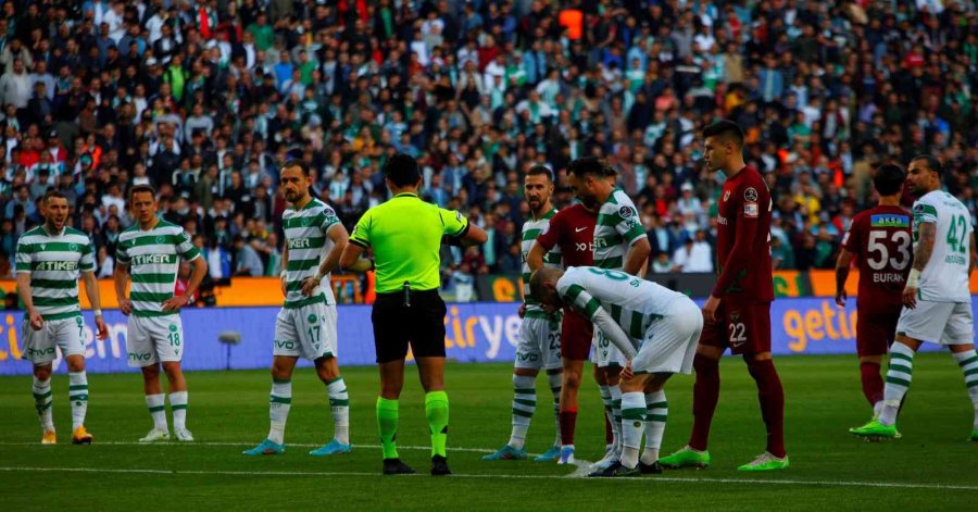 Spor Toto Süper Lig: Konyaspor: 1 - Hatayspor: 1 (ilk Yarı)