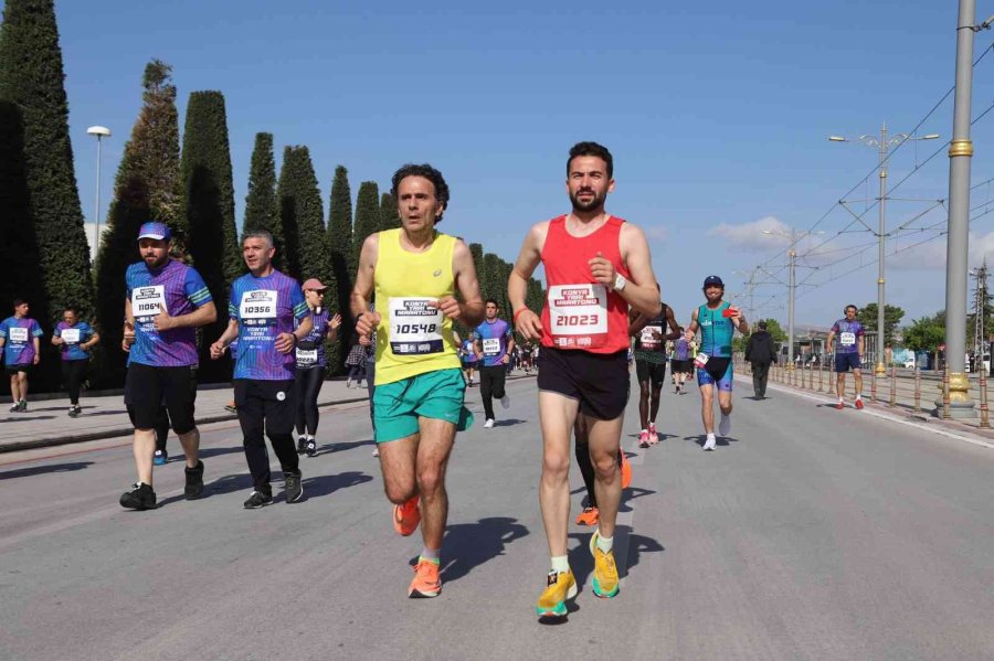 Konya’da Yarı Maraton Coşkusu