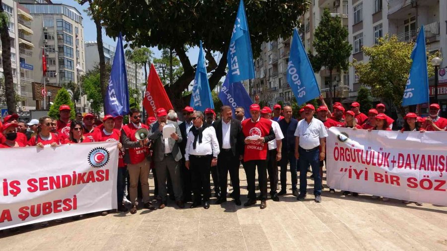 Tez-koop İş Sendikası Üyeleri, Mersin Üniversitesi Yönetimini Protesto Etti