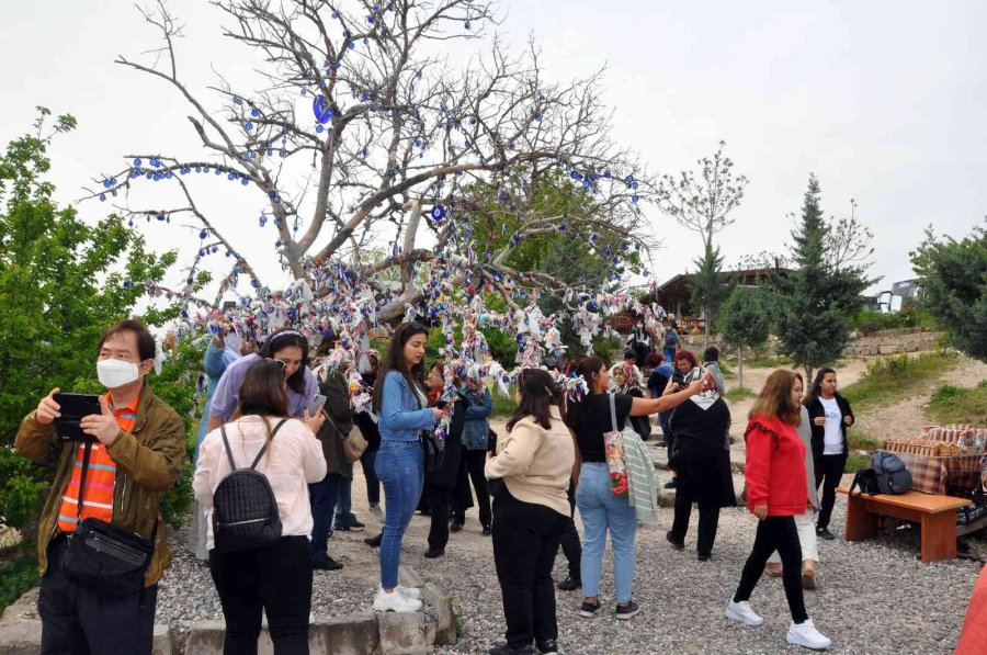 Tarsus Belediyesinden Kadınlara Kapadokya Gezisi