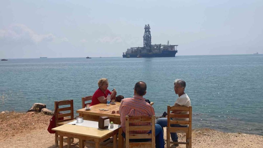 Türkiye’nin 4’üncü Sondaj Gemisi Vatandaşları Duygulandırdı