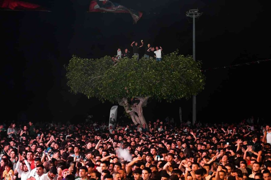 Sagopa Kajmer, Mersinli Gençleri Coşturdu