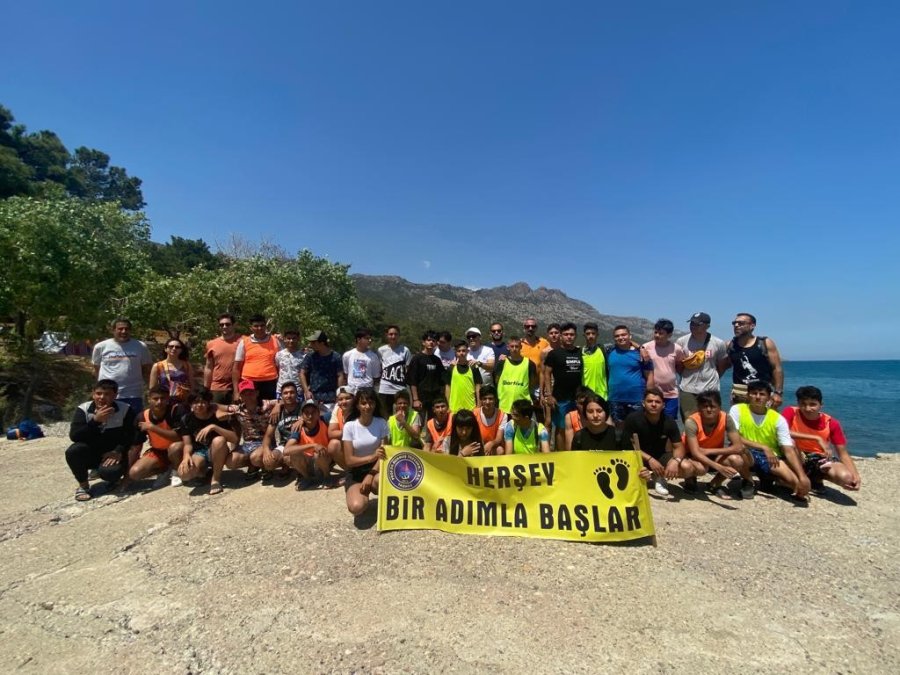 Silifke’de “her Şey Bir Adımla Başlar” Yürüyüş Etkinliği Düzenlendi