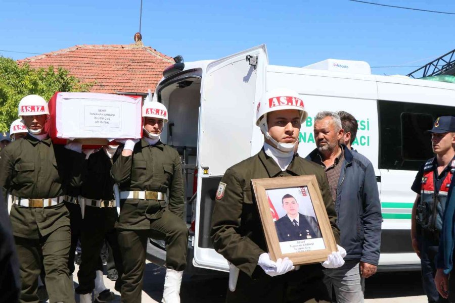 Aksaraylı Şehit Dualarla Son Yolculuğuna Uğurlandı