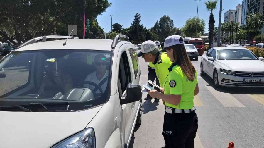 Mersin’de Trafik Eğitimleri Sürüyor