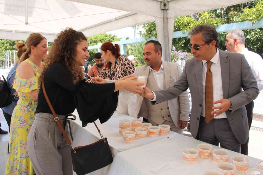 Mersin’de Türk Mutfağı Haftasının Açılışı Fındık Lahmacunla Yapıldı