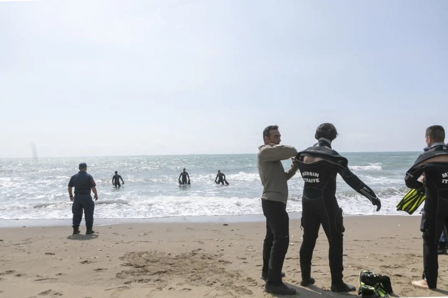 Mersin’de Denizde Kaybolan Genci Arama Çalışmaları Sürüyor