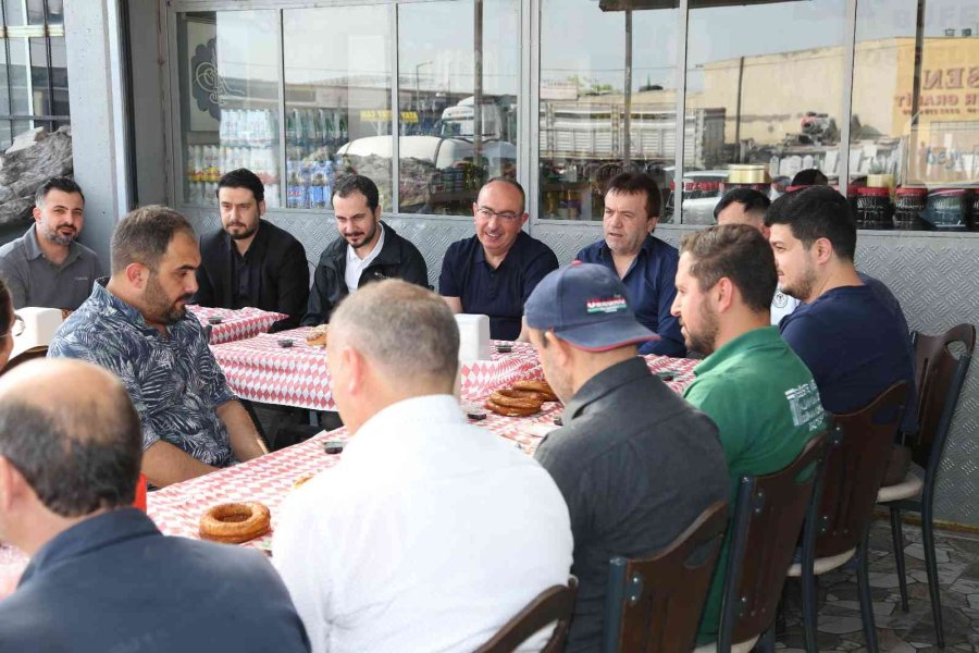 Başkan Kavuş, Çalışan Gençlik Meclisiyle Birlikte Sanayi Esnafıyla Buluştu