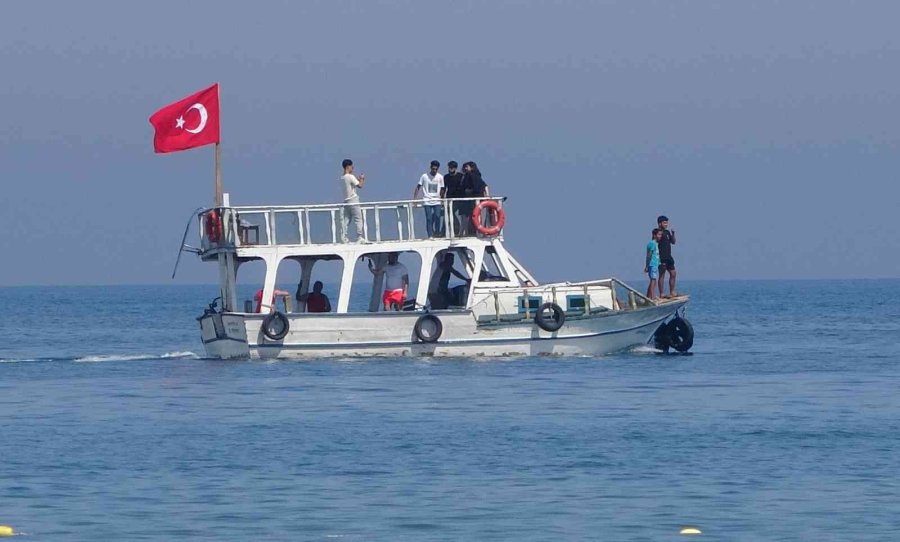 Sıcak Hava Bastırdı, Sahillerde Yoğunluk Başladı