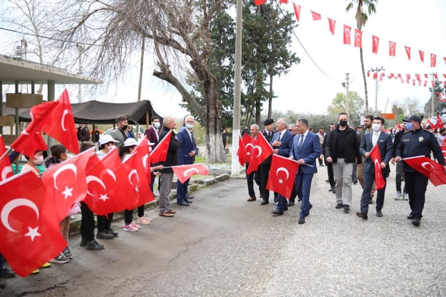 Serik’te Bin 200 İlkokul Öğrencisi Festivalde Buluştu