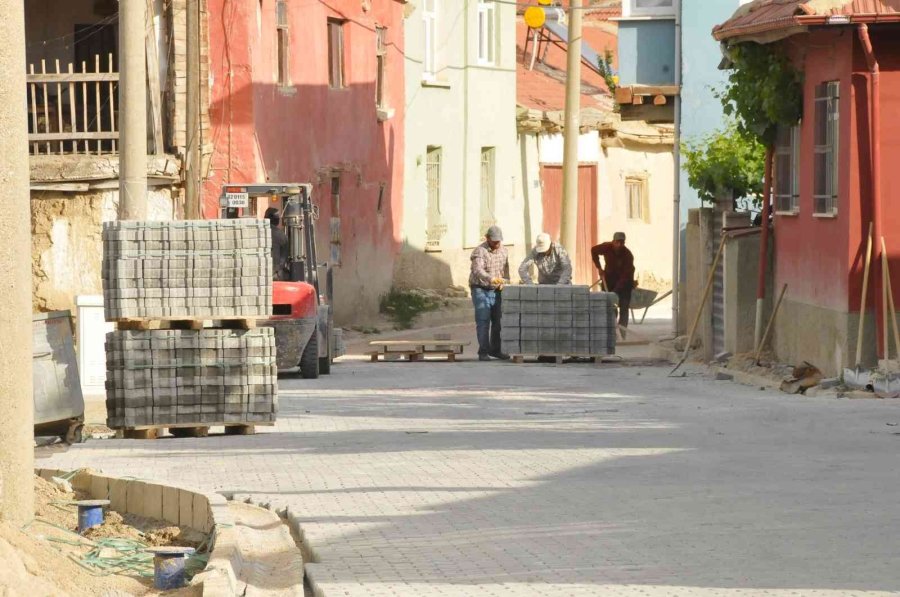 Akşehir Belediyesi’nden Adsız Mahallesi’ne 5 Milyon Liralık Yatırım