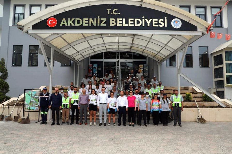 Akdeniz’in Cadde Ve Sokakları Karış Karış Temizlendi