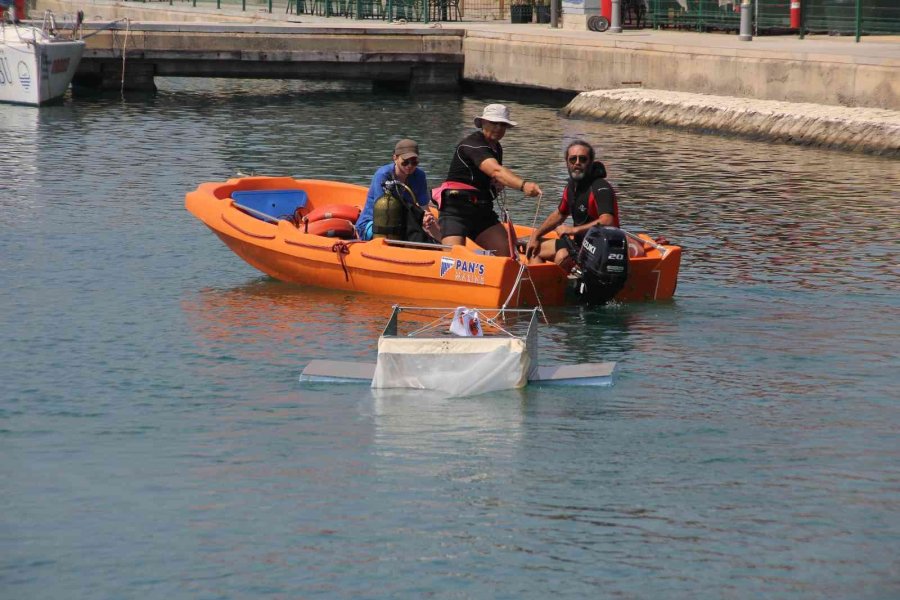 Mersin’de Mikroplastik Alarmı: Sadece Marinadan Her Hafta 1 Ton Plastik Atık Toplanıyor