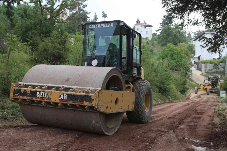 Toroslar Belediyesinden Yayla Yollarına Bakım