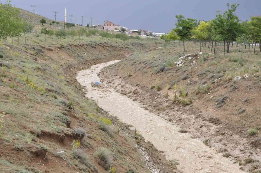 Karaman’da Selin Şehir Merkezine Ulaşmasını Ekipler Önledi