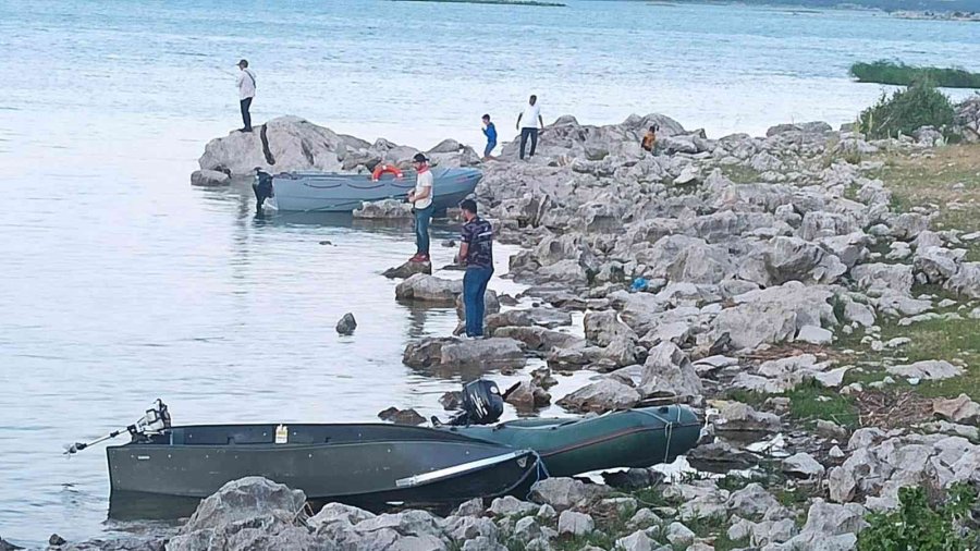 Olta Tutkunları Sudak Balığı Yarışmasında Bir Balık Bile Yakalayamadı