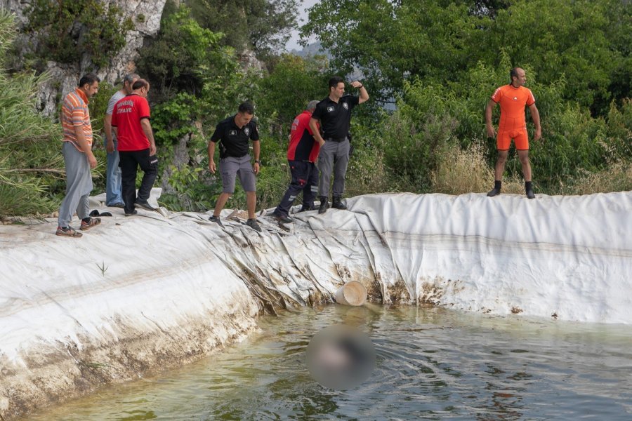 Sulama Havuzuna Giren Çocuk Boğuldu