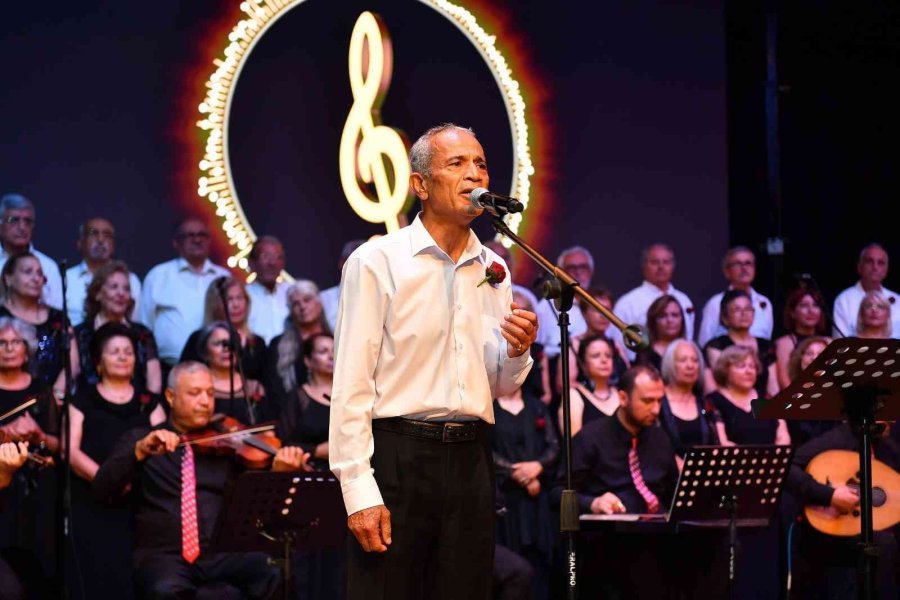 Gönülden Sesler Korosu İkinci Konserini Verdi