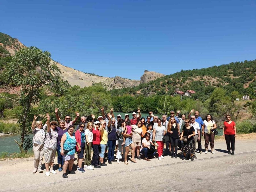 Tunceli Gezisine Çıkan Alevi Vatandaşlardan Başkan Tarhan’a Teşekkür