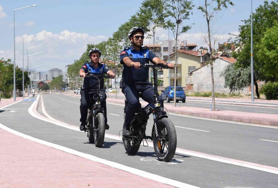 Konya’da Bisikletli Zabıtalar Göreve Başladı