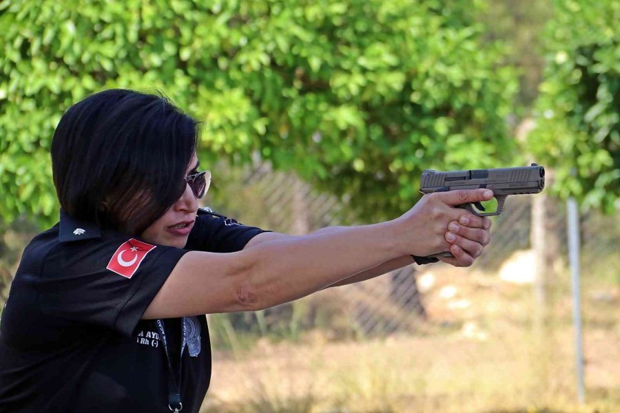 Polislerin ‘sarsılmaz’ Eğitimi Nefes Kesti