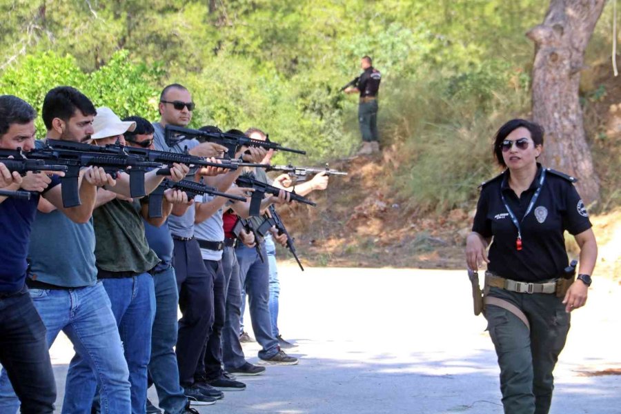 Polislerin ‘sarsılmaz’ Eğitimi Nefes Kesti