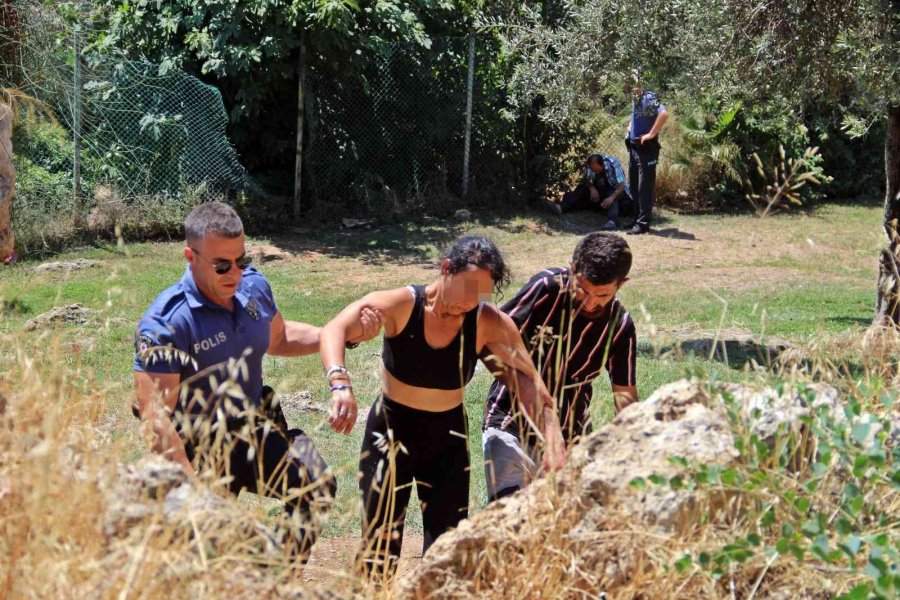 Sevgililerin Kıskançlık Kavgası, Araya Giren Genci Canından Bezdirdi