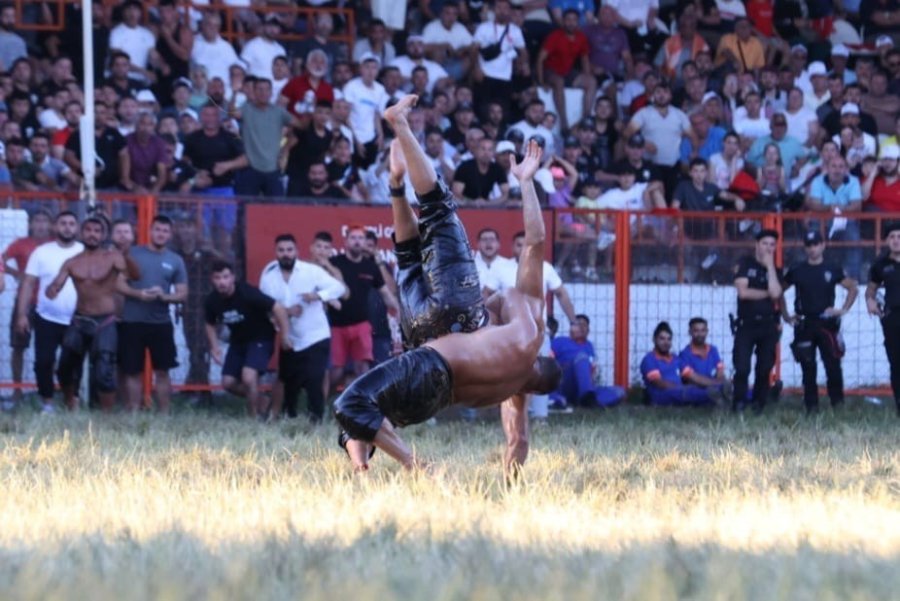 Tarihi Kırkpınar Yağlı Güreşleri’ne Antalya Damgası