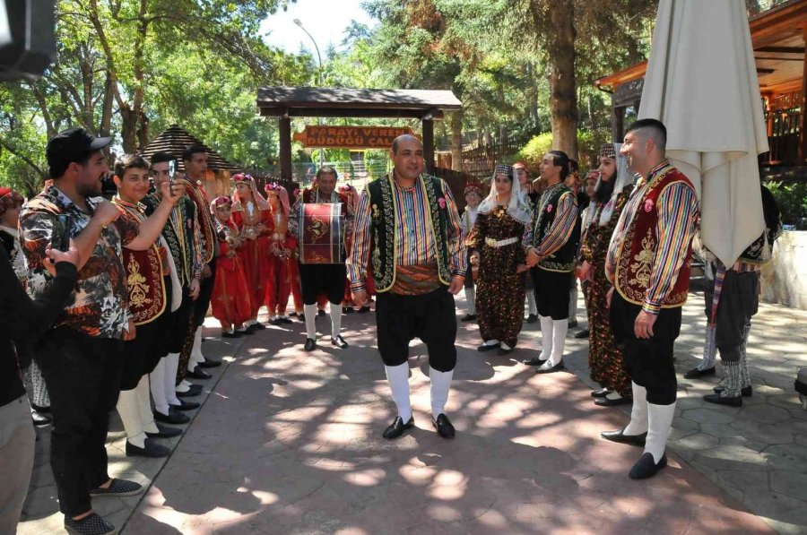 Dellallardan Nasreddin Hoca Şenliği’ne Davet