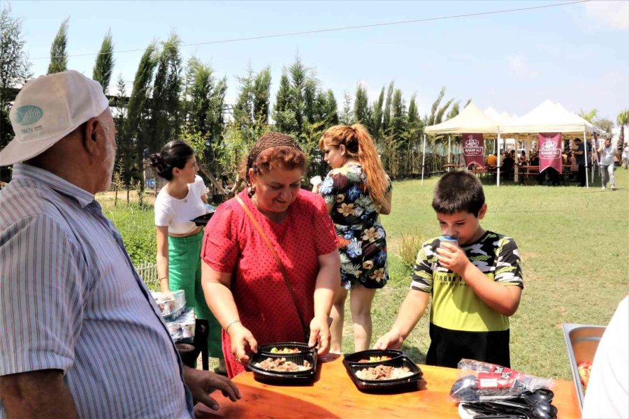 Kurban Kesimini Uzmanlar Halletti, Onlara Bayram Heyecanı Kaldı