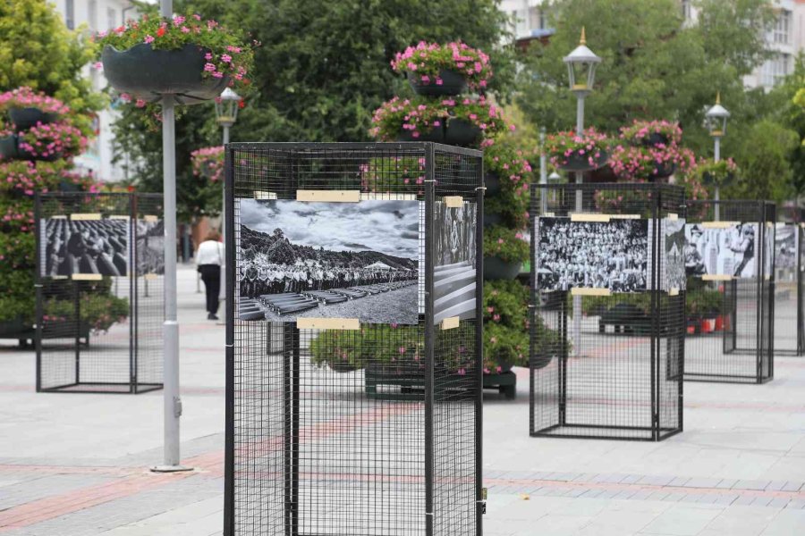 Konya’da Srebrenitsa Şehitleri Fotoğraf Sergisiyle Anıldı