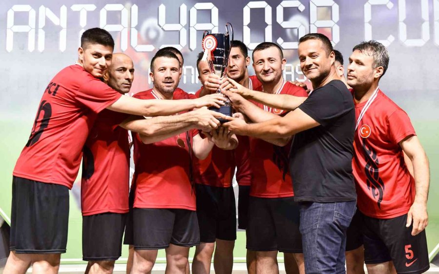 Antalya Osb Firmalar Arası Halı Saha Futbol Turnuvası Sona Erdi
