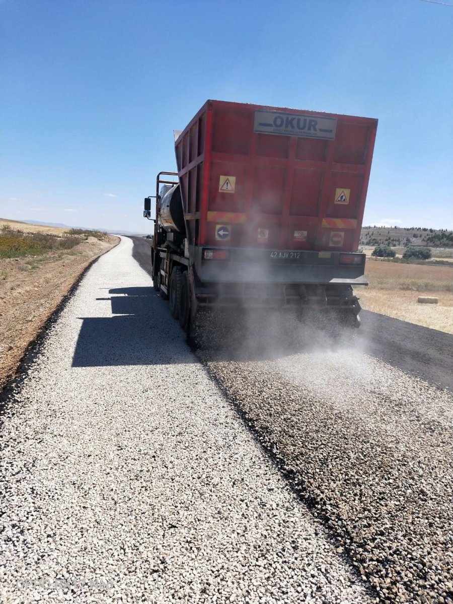 Konya Büyükşehir Ilgın’da Mahalle Yolu Standardını Yükseltiyor